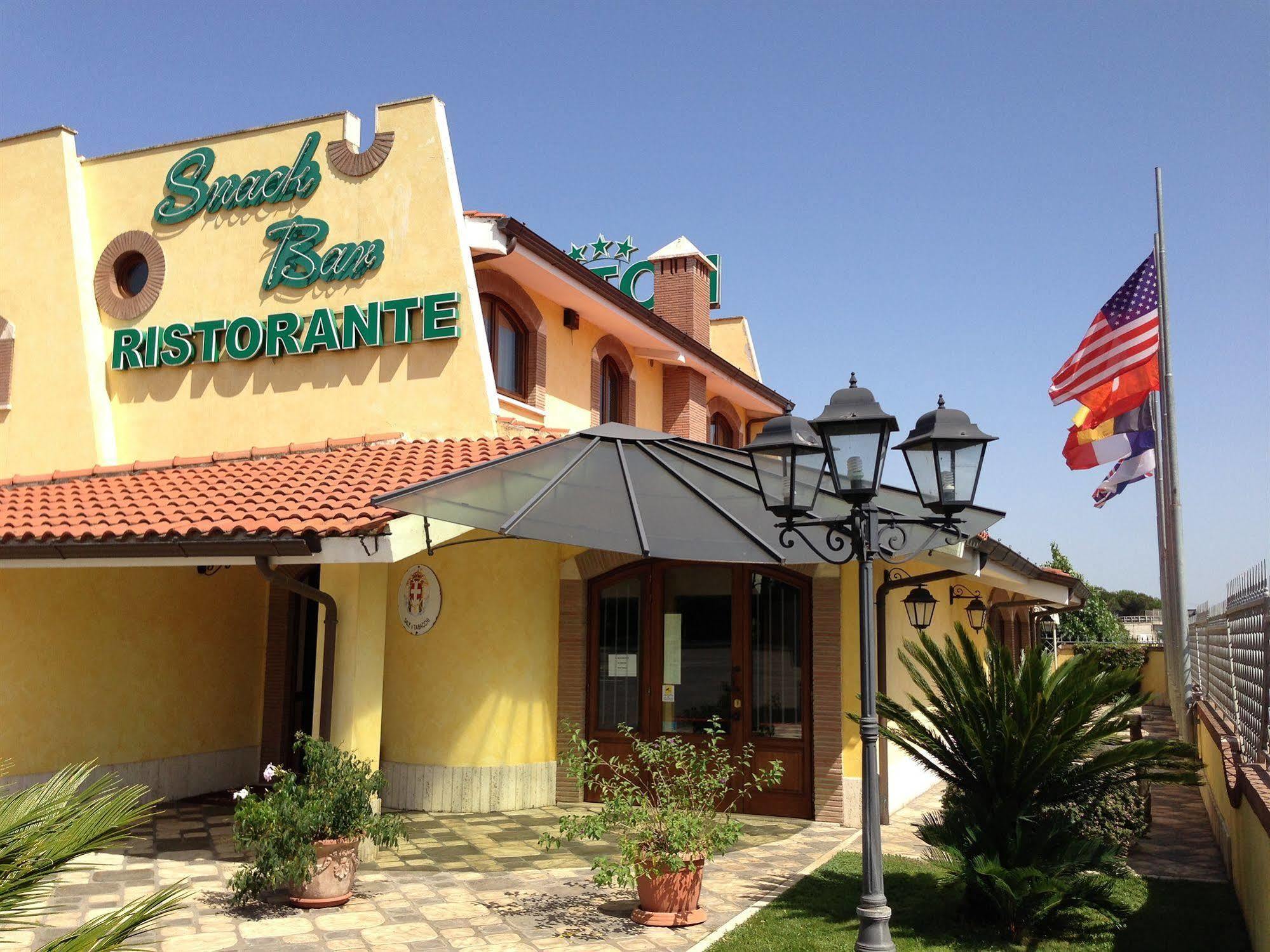 La Locanda Del Cavaliere Borgo Montello Екстер'єр фото